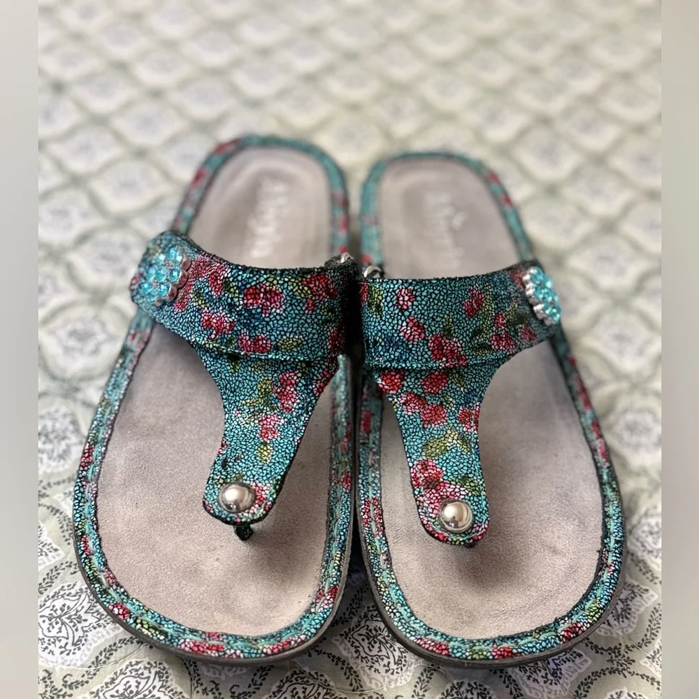 Alegria Carina‎ Aqua Floral Leather Wedge Sandals Women’s Size 39 EU 8.5 US